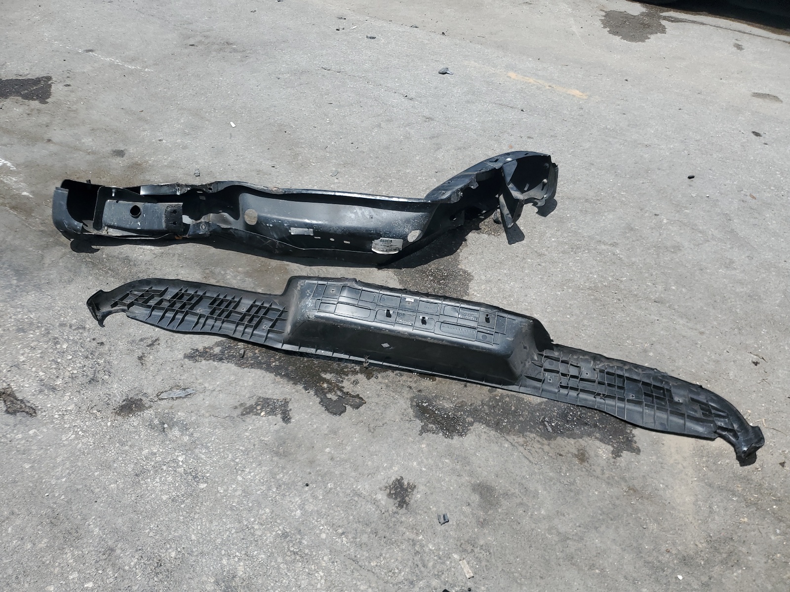 1GCWGAFF7H1175925 2017 Chevrolet Express G2500