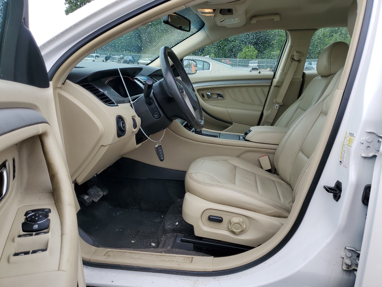 1FAHP2E85GG139119 2016 Ford Taurus Sel