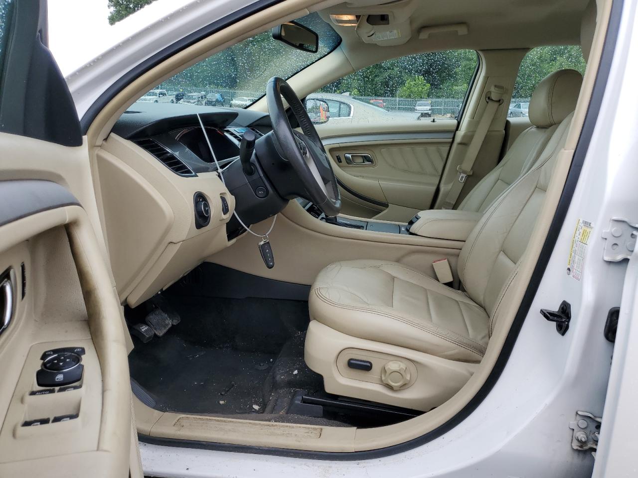 2016 Ford Taurus Sel VIN: 1FAHP2E85GG139119 Lot: 61827414