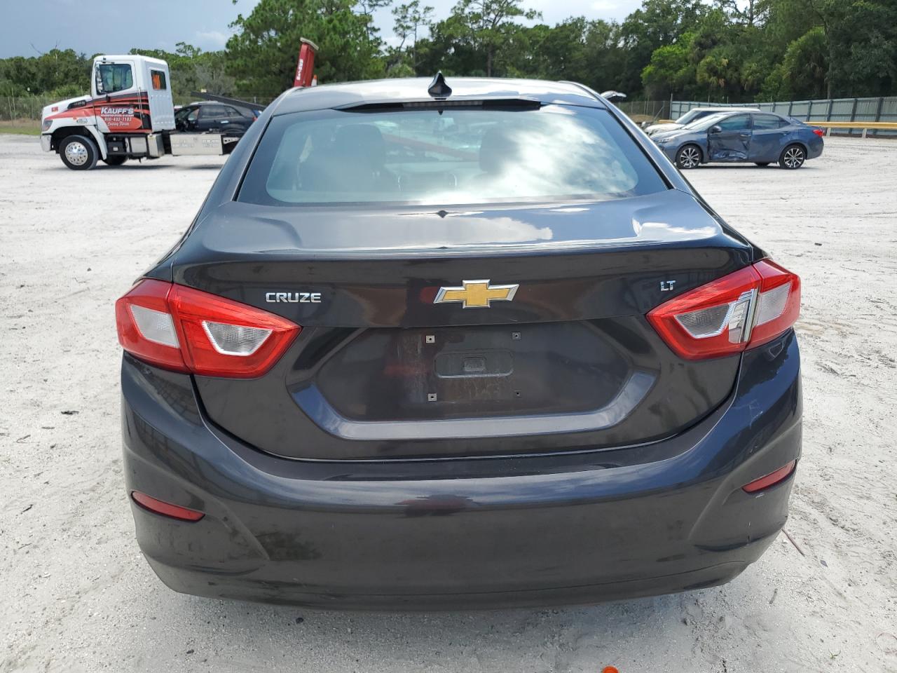 2017 Chevrolet Cruze Lt VIN: 1G1BE5SM3H7227394 Lot: 65222484