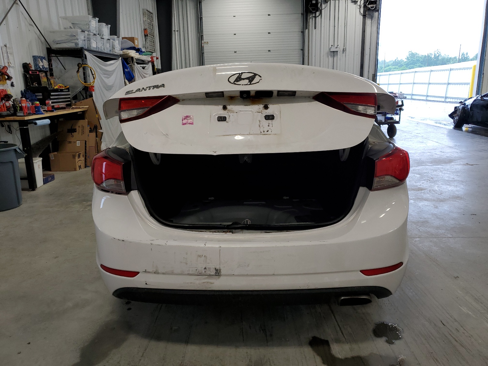 KMHDH4AH4FU305889 2015 Hyundai Elantra Se