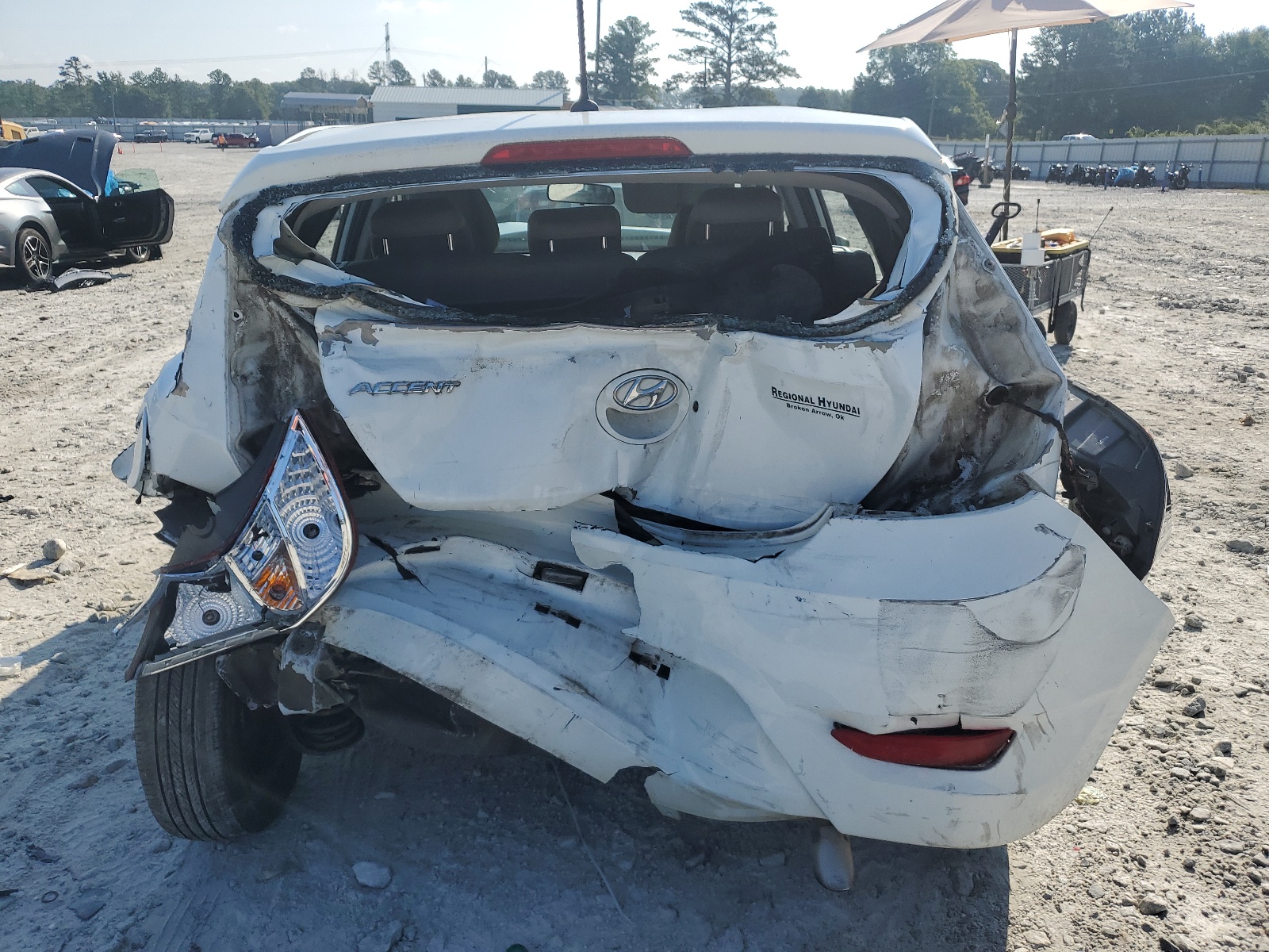 KMHCT5AE6GU270490 2016 Hyundai Accent Se