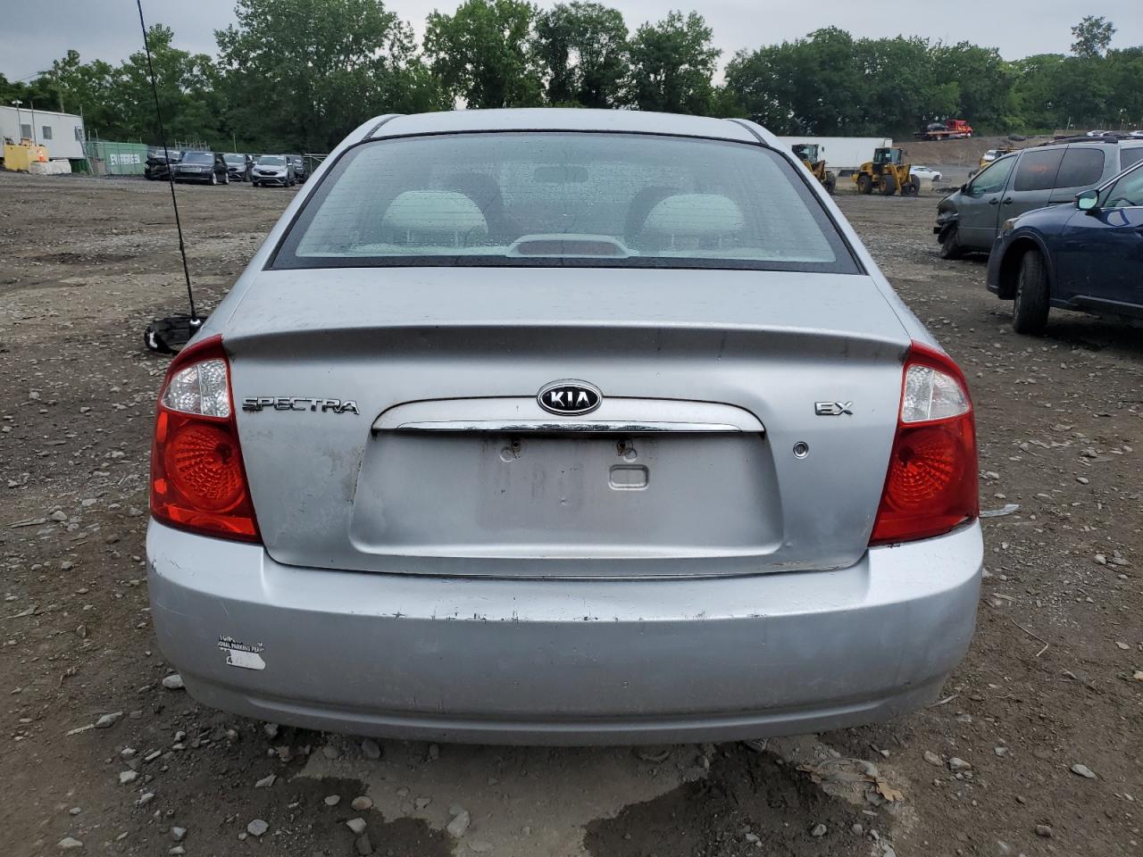 2006 Kia Spectra Lx VIN: KNAFE122665345400 Lot: 65040844