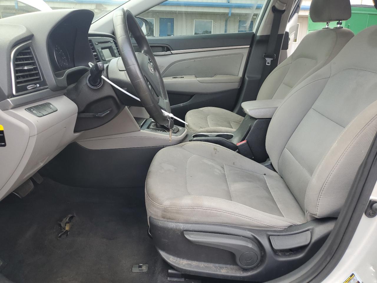 2017 Hyundai Elantra - Image 7