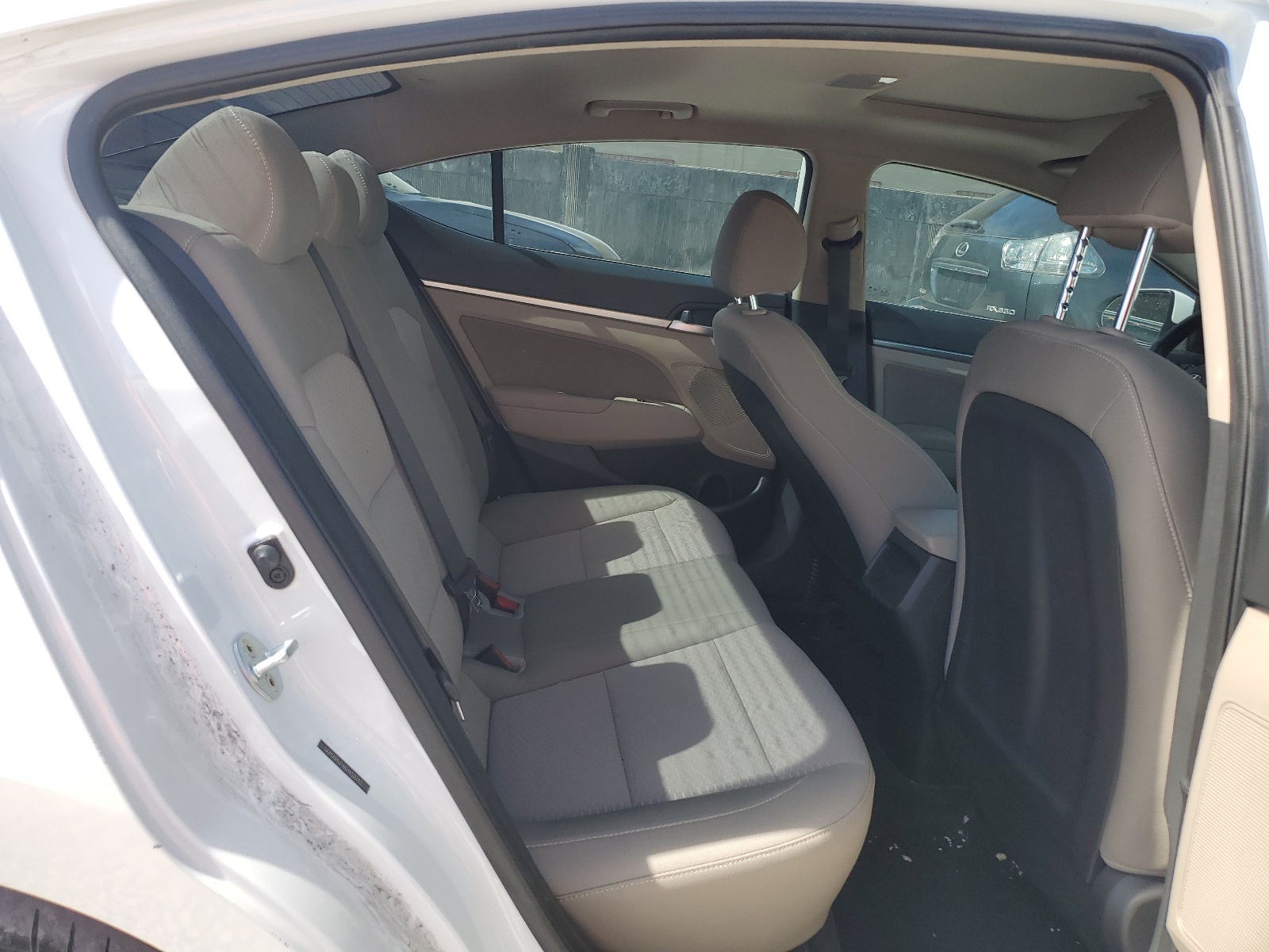 5NPD84LF4KH450743 2019 Hyundai Elantra Sel