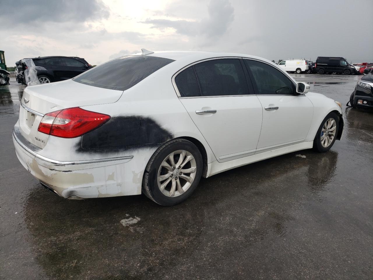 2013 Hyundai Genesis 3.8L VIN: KMHGC4DD0DU210019 Lot: 65164694