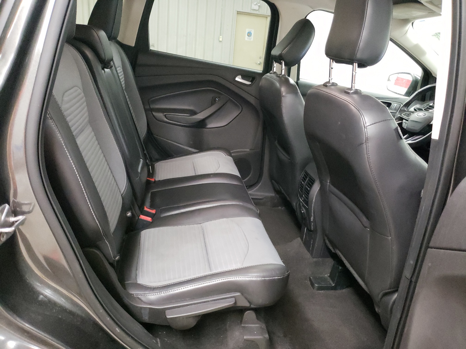 1FMCU0GD2KUA44518 2019 Ford Escape Se