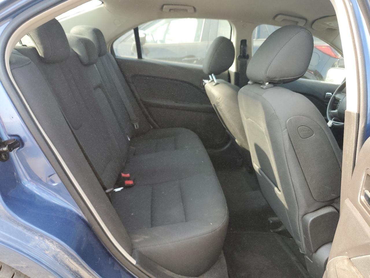 2010 Ford Fusion Se VIN: 3FAHP0HA5AR415222 Lot: 62307514