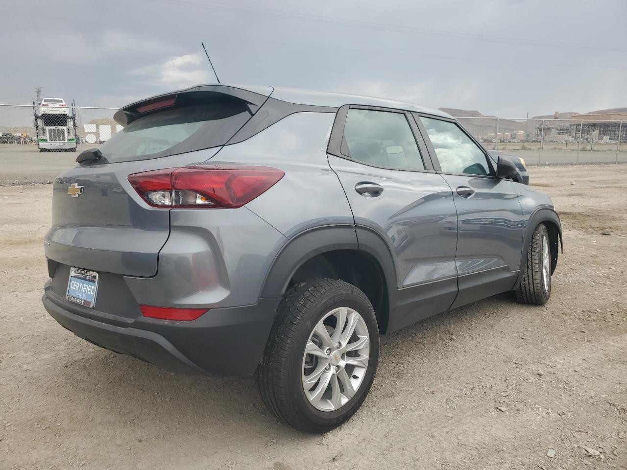 2021 Chevrolet TrailBlazer - Image 3
