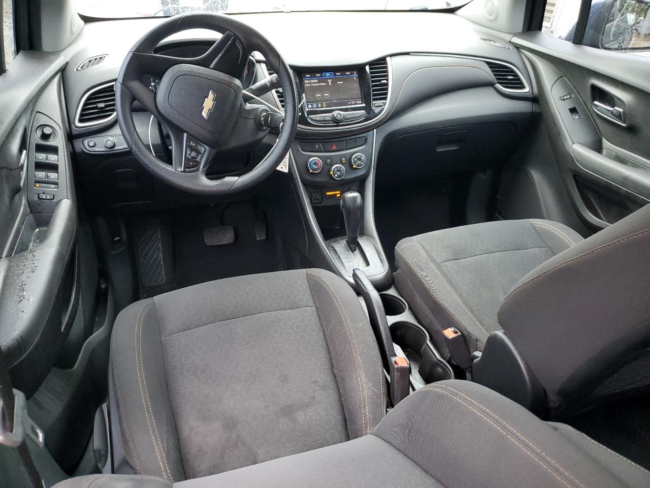 2018 Chevrolet Trax Ls VIN: 3GNCJKSB9JL209365 Lot: 64477014