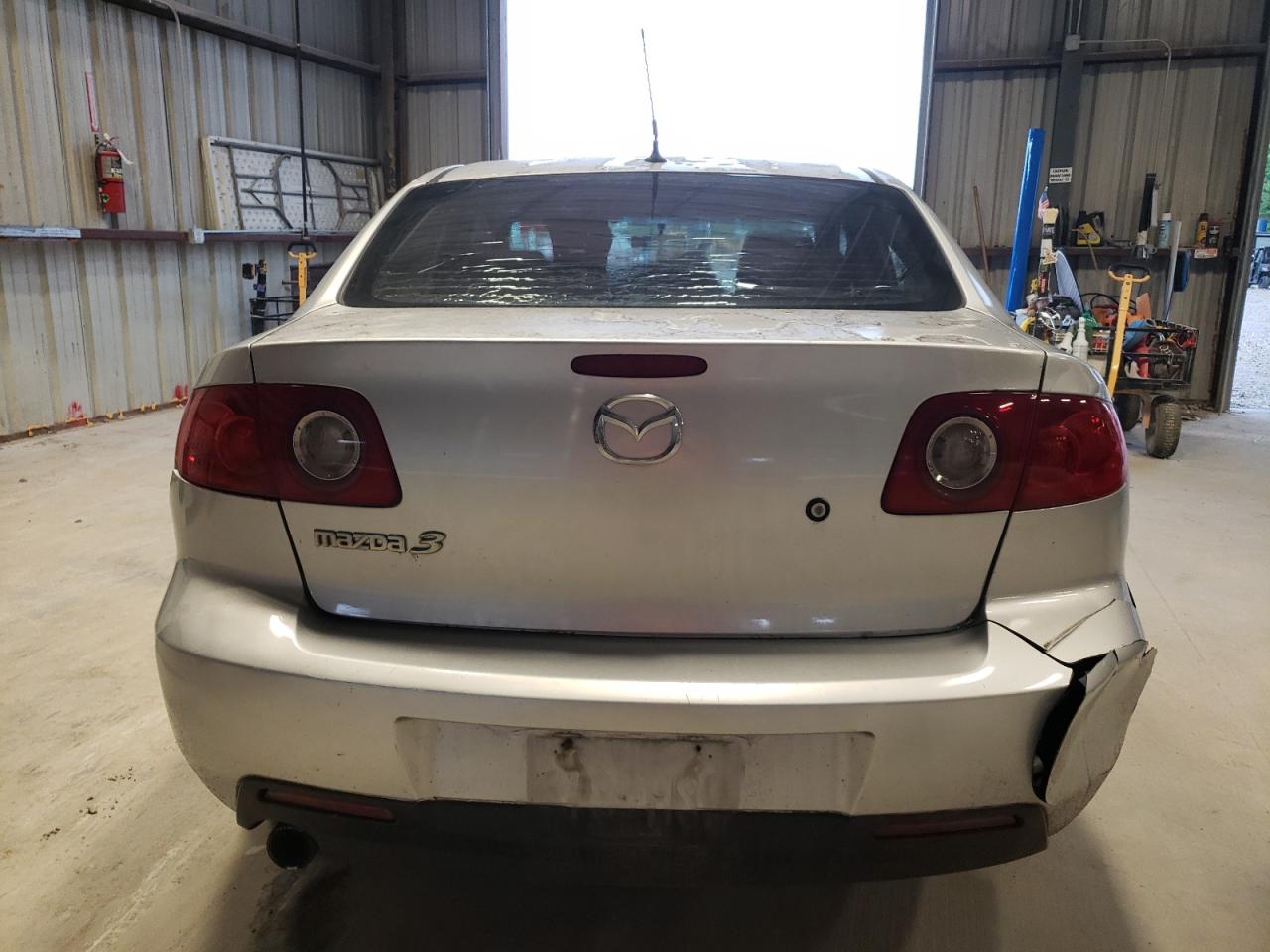 2006 Mazda 3 I VIN: JM1BK12FX61492257 Lot: 64815744