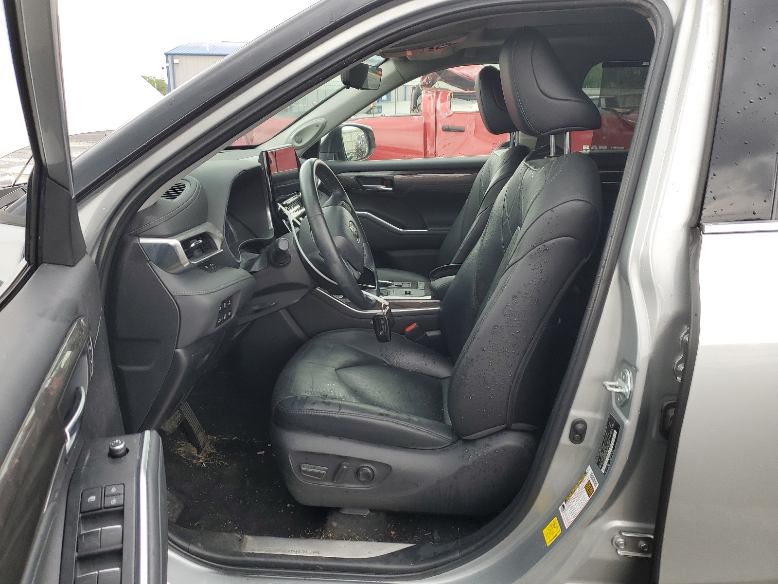 5TDEBRCH5NS078431 2022 Toyota Highlander Hybrid Platinum