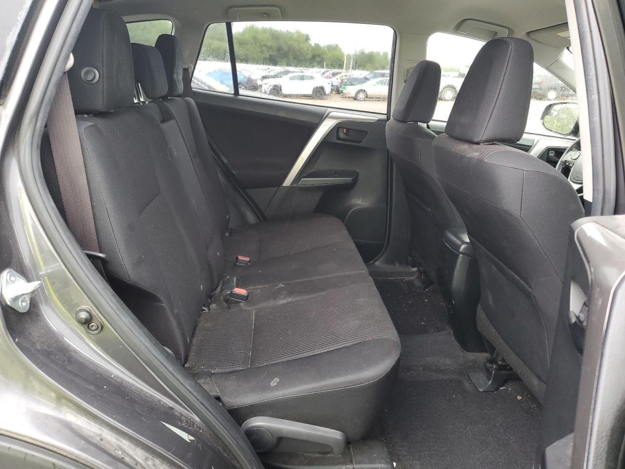 2017 Toyota Rav4 Le VIN: JTMZFREV5HJ125998 Lot: 61454314