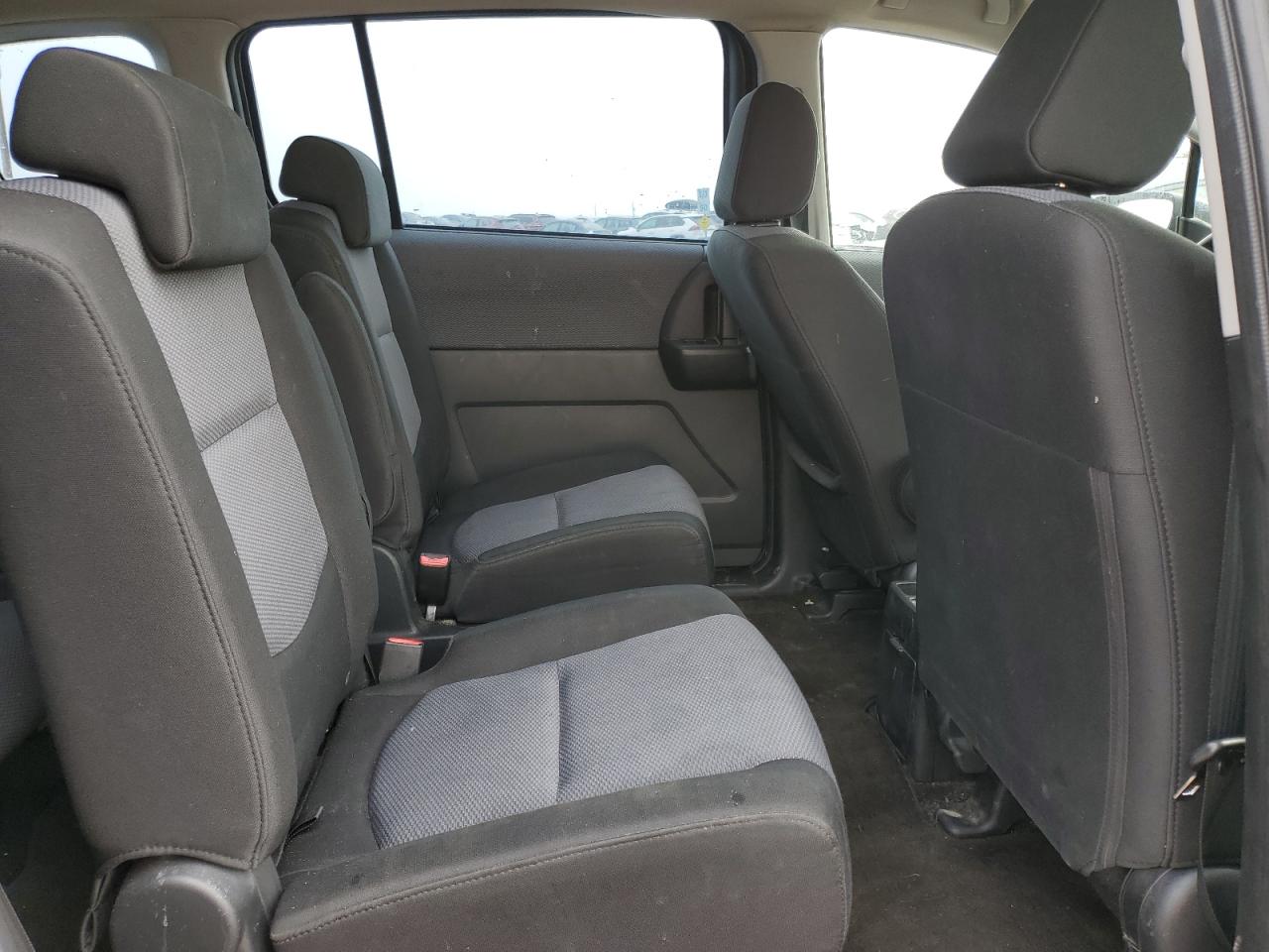 2006 Mazda 5 VIN: JM1CR293960126961 Lot: 64870404