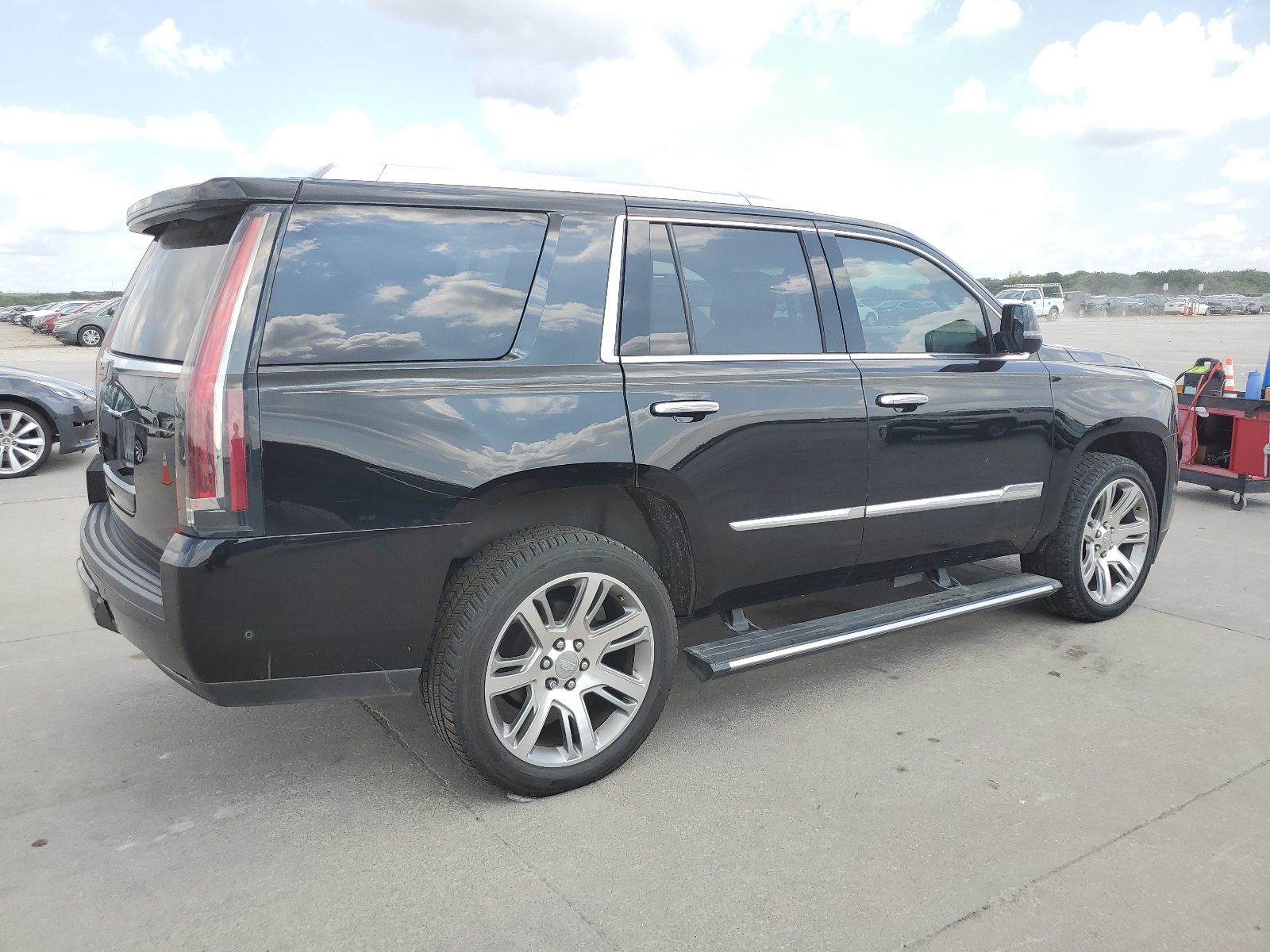 2017 Cadillac Escalade Premium Luxury vin: 1GYS3CKJ4HR351485