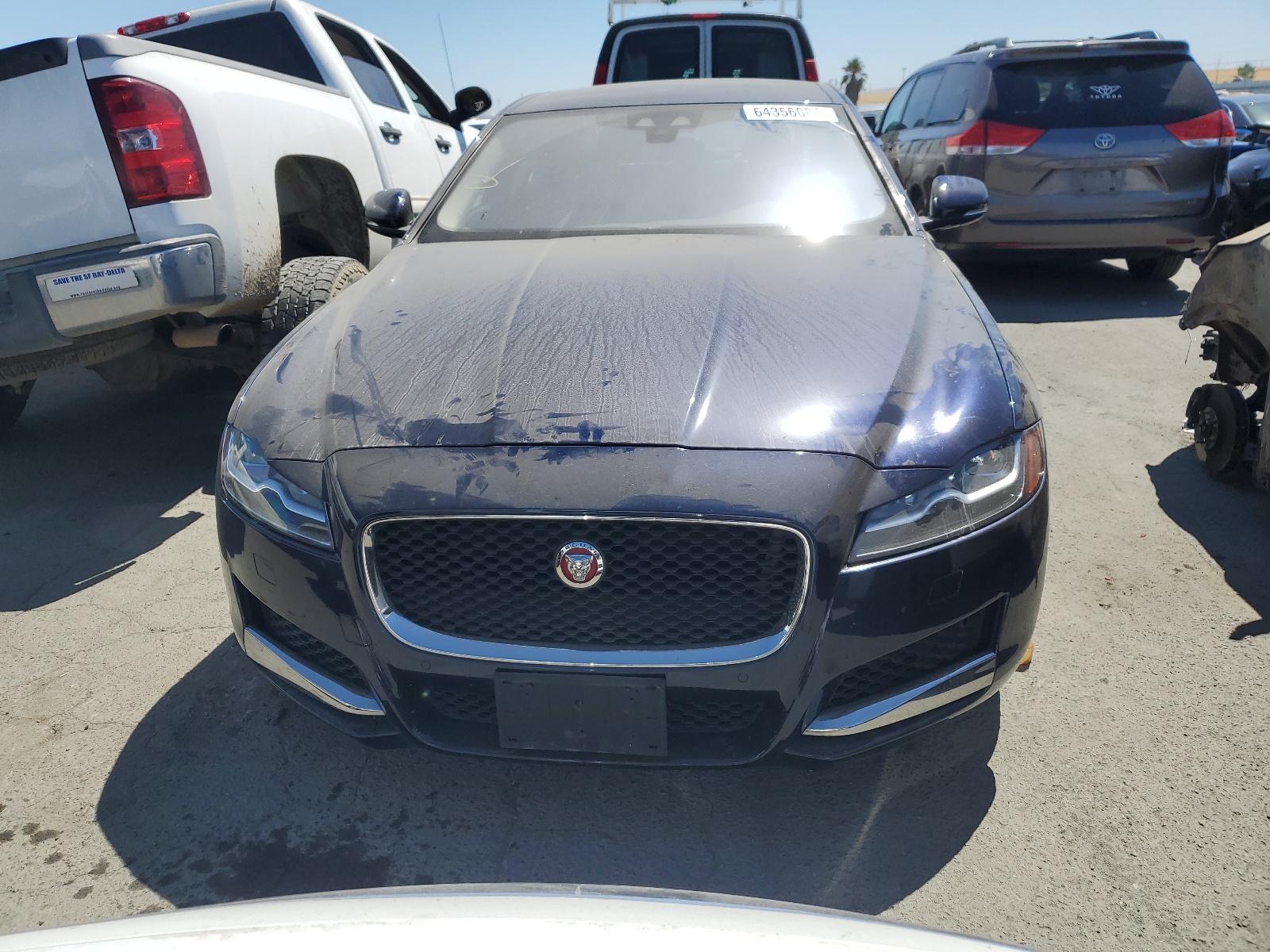 SAJBD4BVXHCY33183 2017 Jaguar Xf Premium