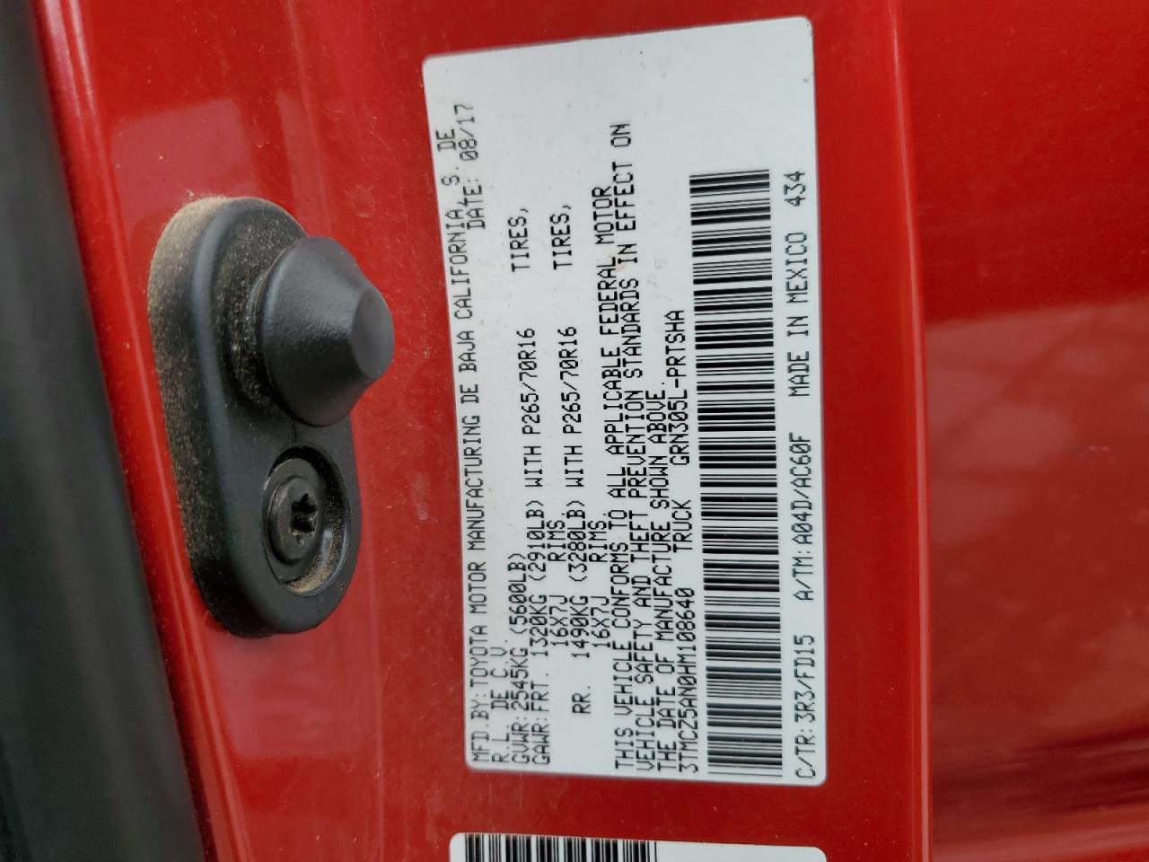 2017 Toyota Tacoma - Image 13