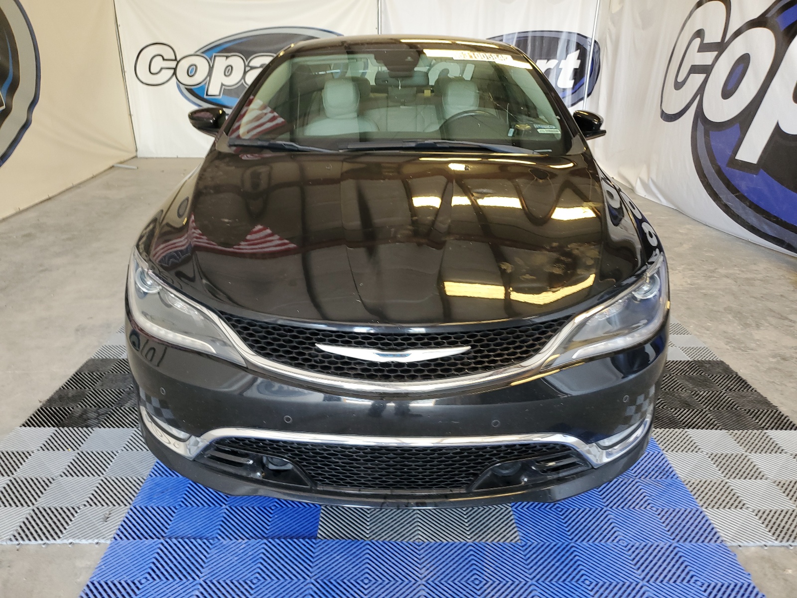 2015 Chrysler 200 C vin: 1C3CCCCG2FN572606