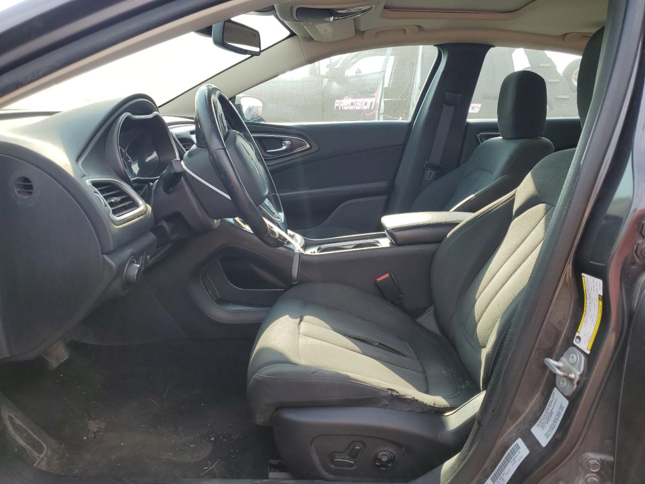 2016 Chrysler 200 Limited VIN: 1C3CCCAB6GN150217 Lot: 63637074