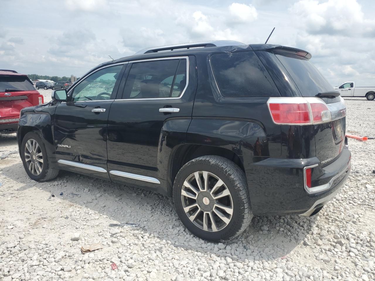 VIN 2GKFLVE30H6297067 2017 GMC TERRAIN no.2