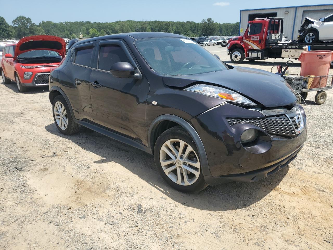 2014 Nissan Juke S VIN: JN8AF5MR8ET450451 Lot: 65388974