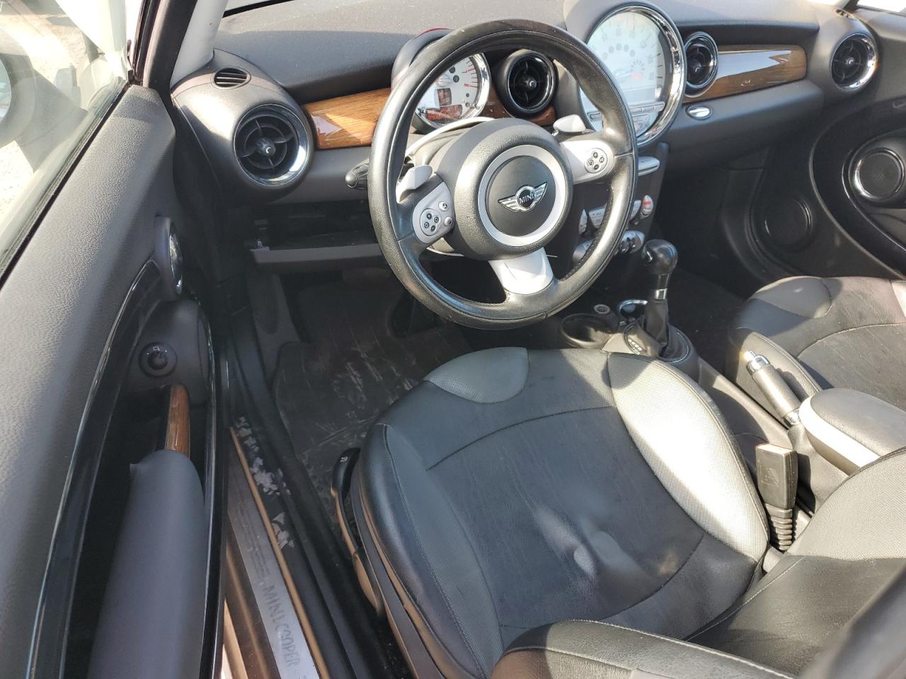 2007 Mini Cooper VIN: WMWMF33557TT51761 Lot: 65423684