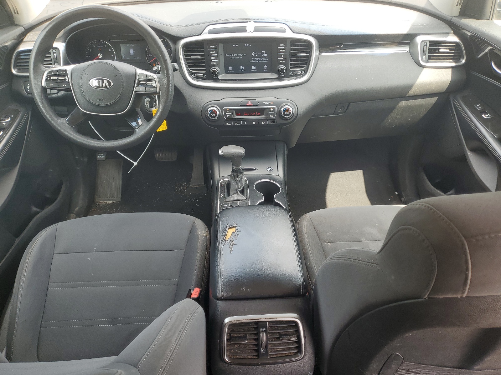 2019 Kia Sorento Lx vin: 5XYPG4A5XKG494876