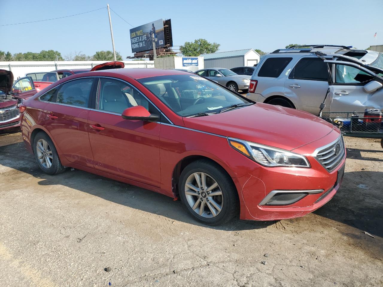 5NPE24AF9HH569552 HYUNDAI SONATA 2017