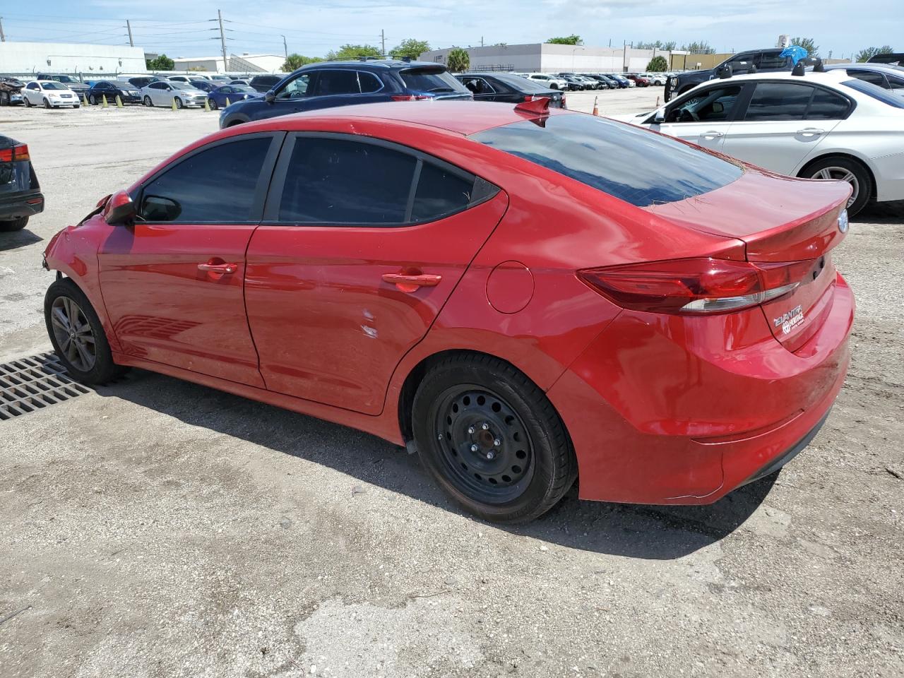 5NPD84LF7JH319465 2018 HYUNDAI ELANTRA - Image 2