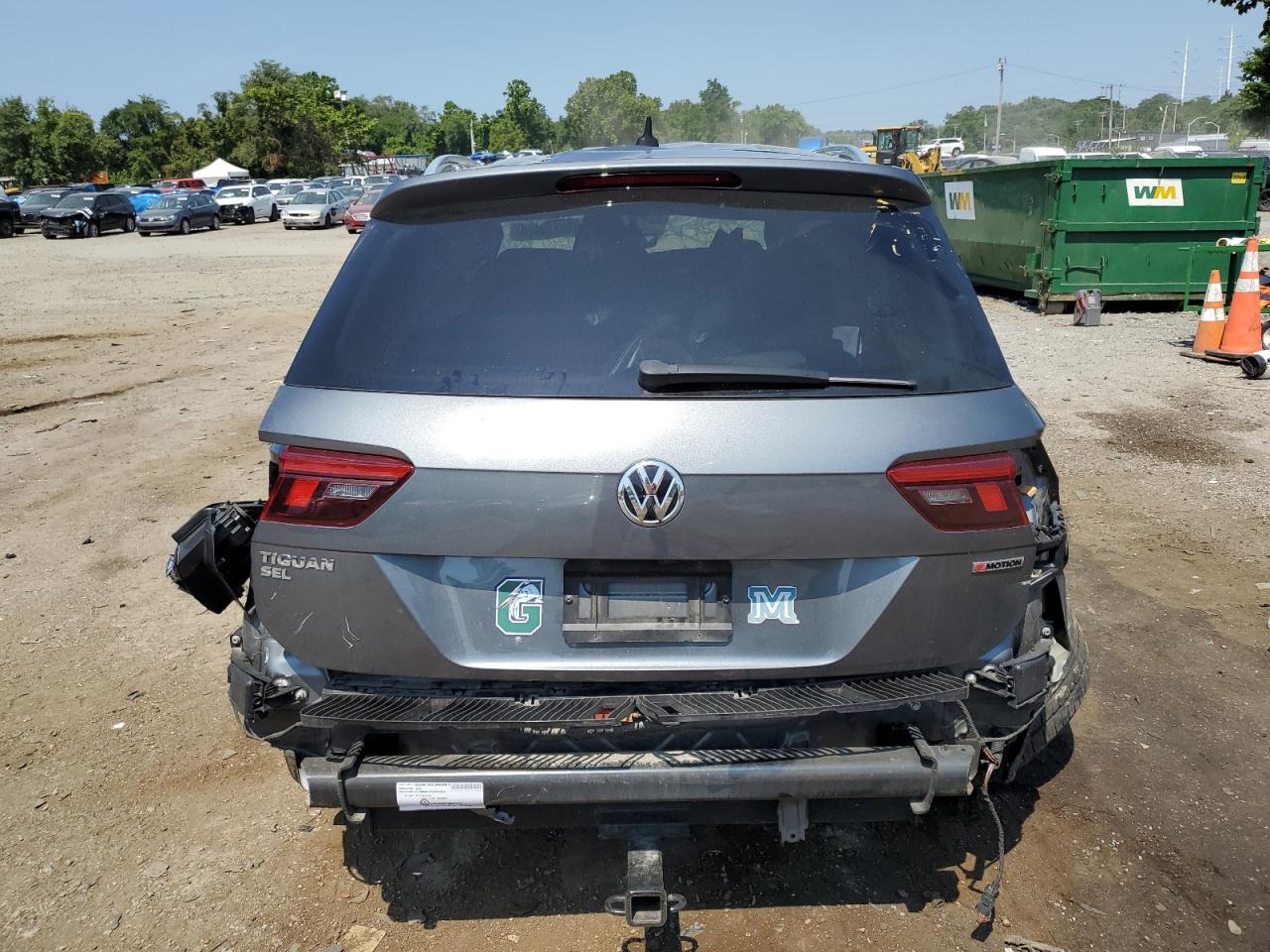 3VV2B7AXXKM049876 2019 Volkswagen Tiguan Se