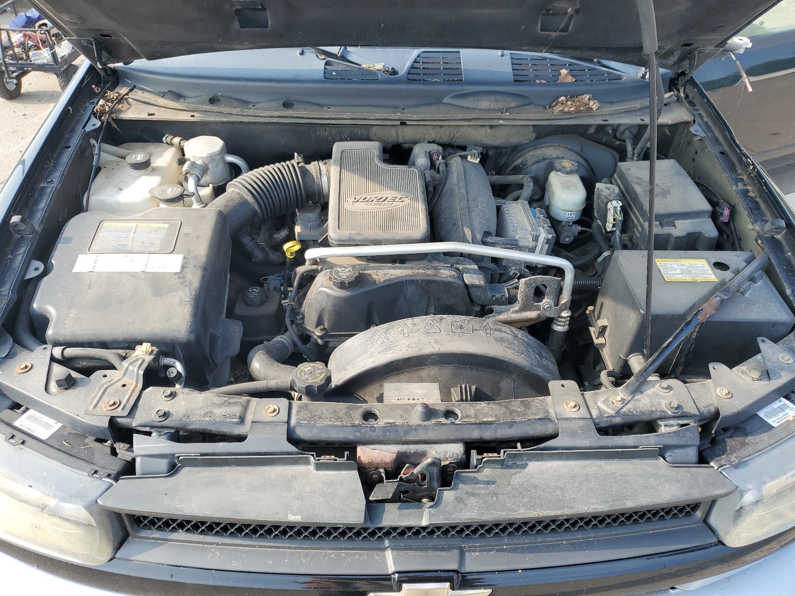 1GNDT13S852373253 2005 Chevrolet Trailblazer Ls