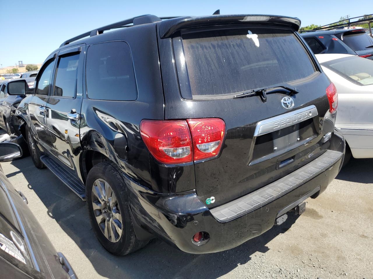 2011 Toyota Sequoia Limited VIN: 5TDKY5G11BS036924 Lot: 61319434