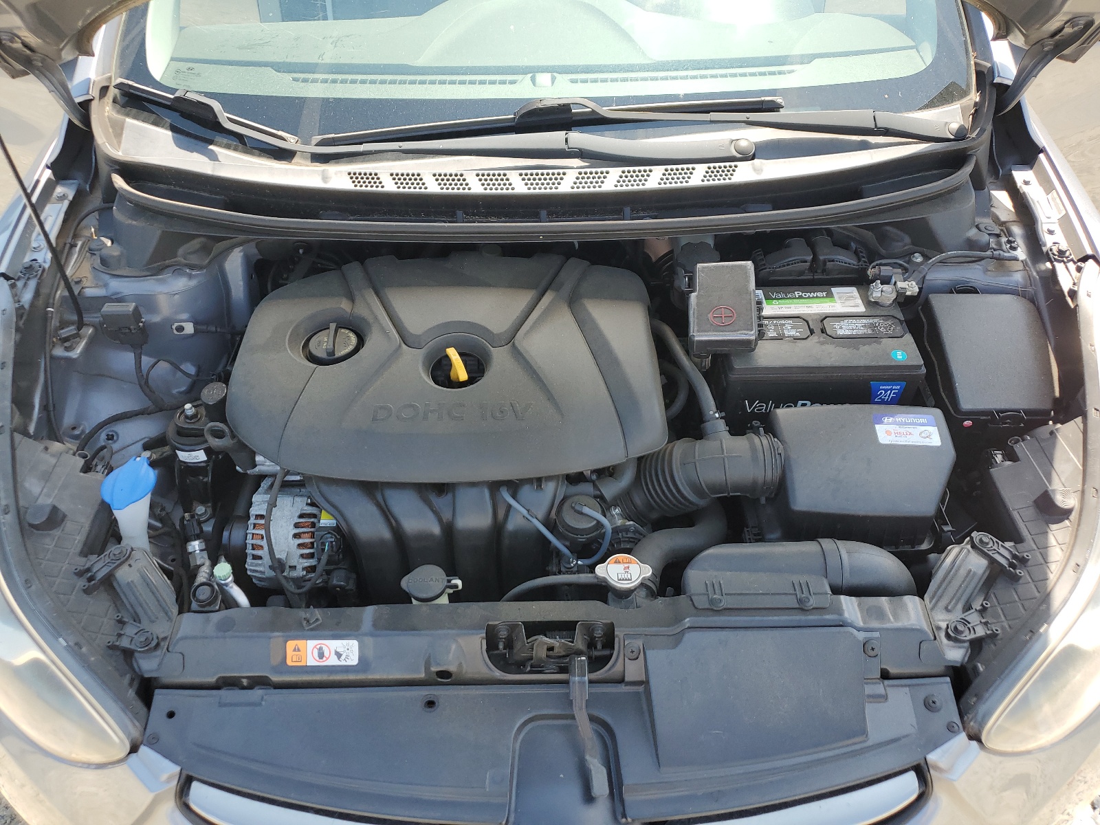 KMHDH4AE5CU283032 2012 Hyundai Elantra Gls