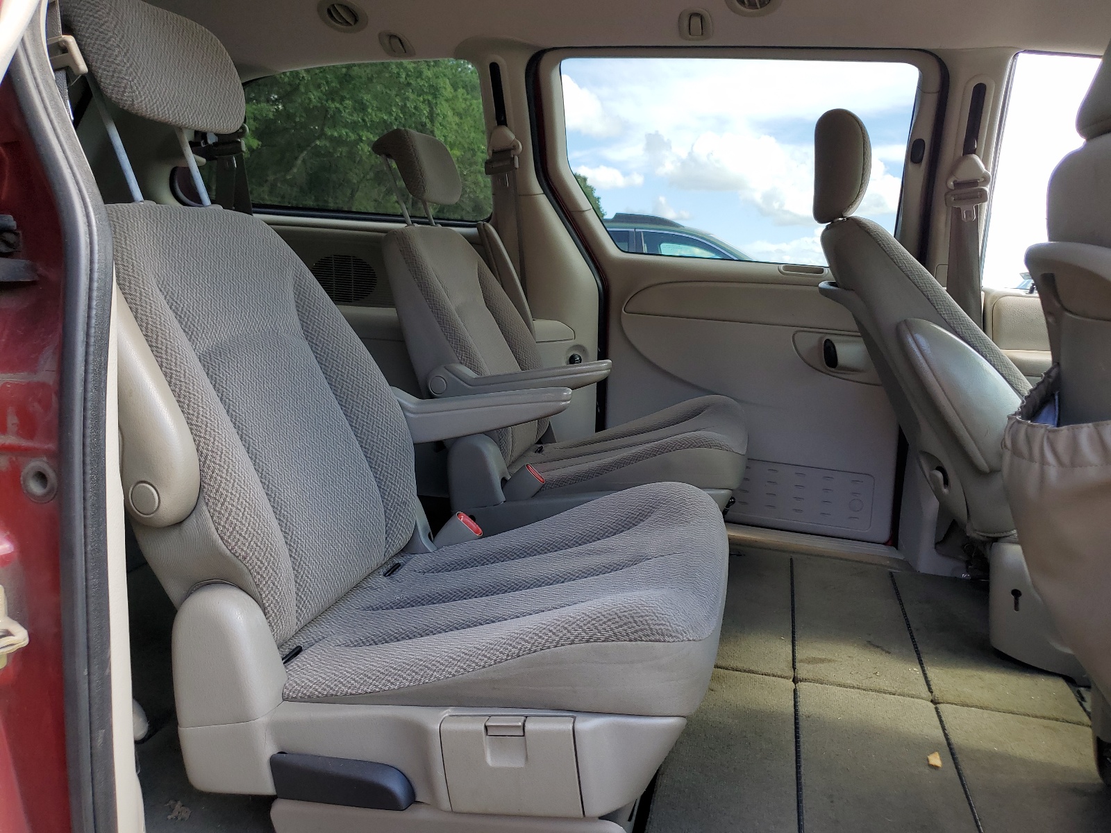 1A4GP44RX6B752905 2006 Chrysler Town & Country Lx