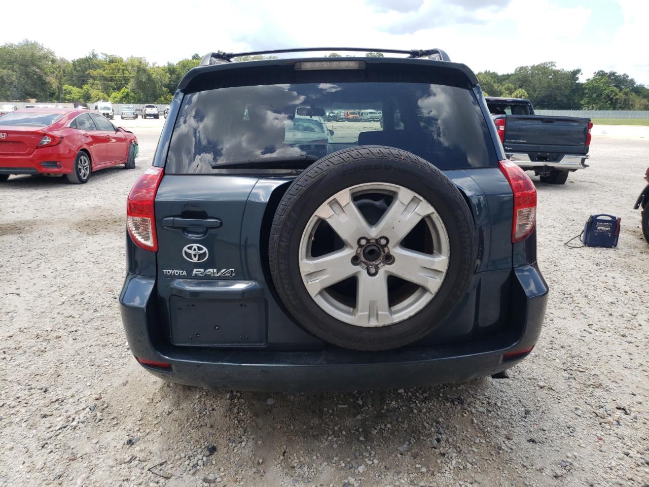 2008 Toyota Rav4 Sport VIN: JTMZD32V086067471 Lot: 64985284