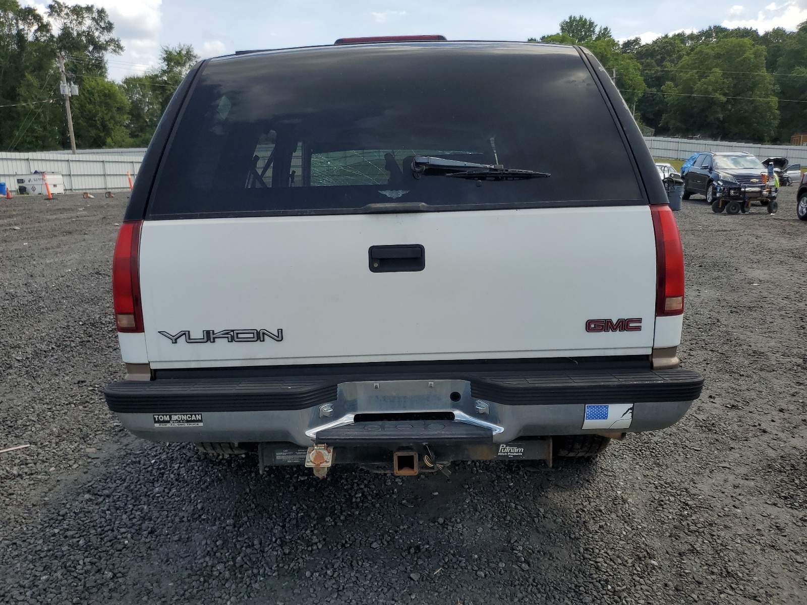 1GKEC13R7WJ732808 1998 GMC Yukon