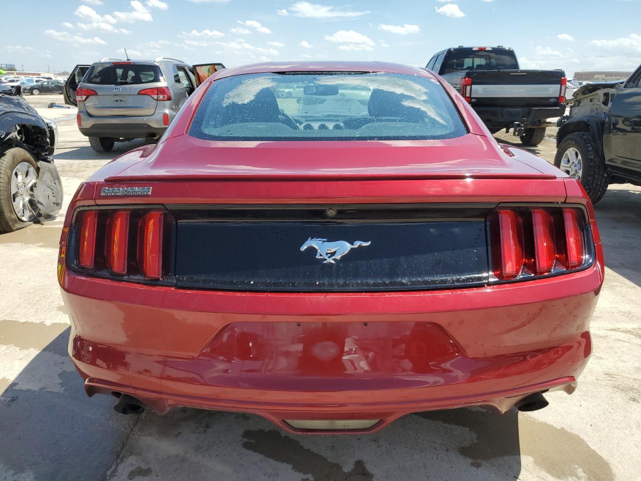 2016 Ford Mustang VIN: 1FA6P8TH6G5211583 Lot: 62420894