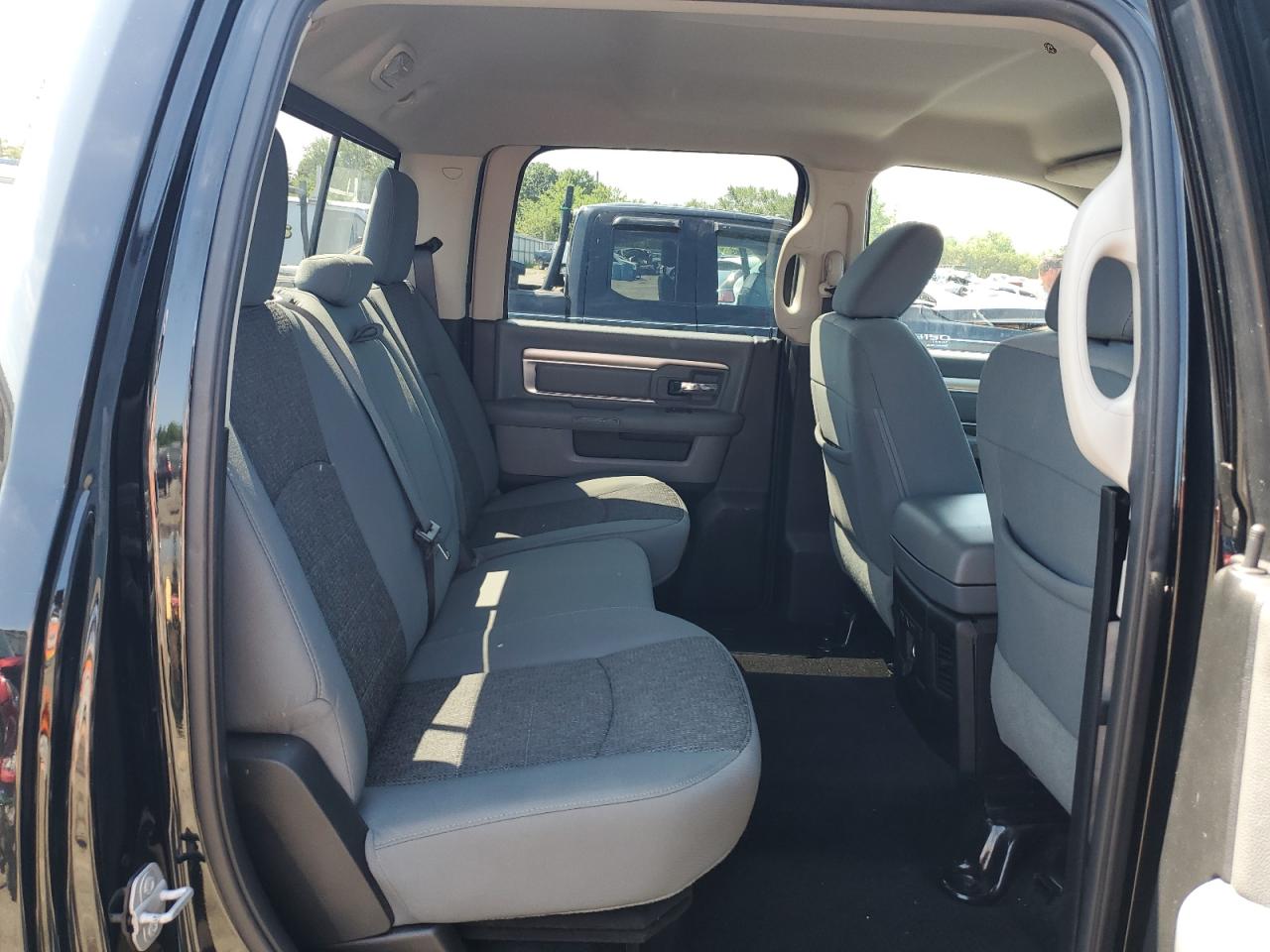 2015 Ram 1500 Slt VIN: 3C6RR7LT1FG554817 Lot: 63063964