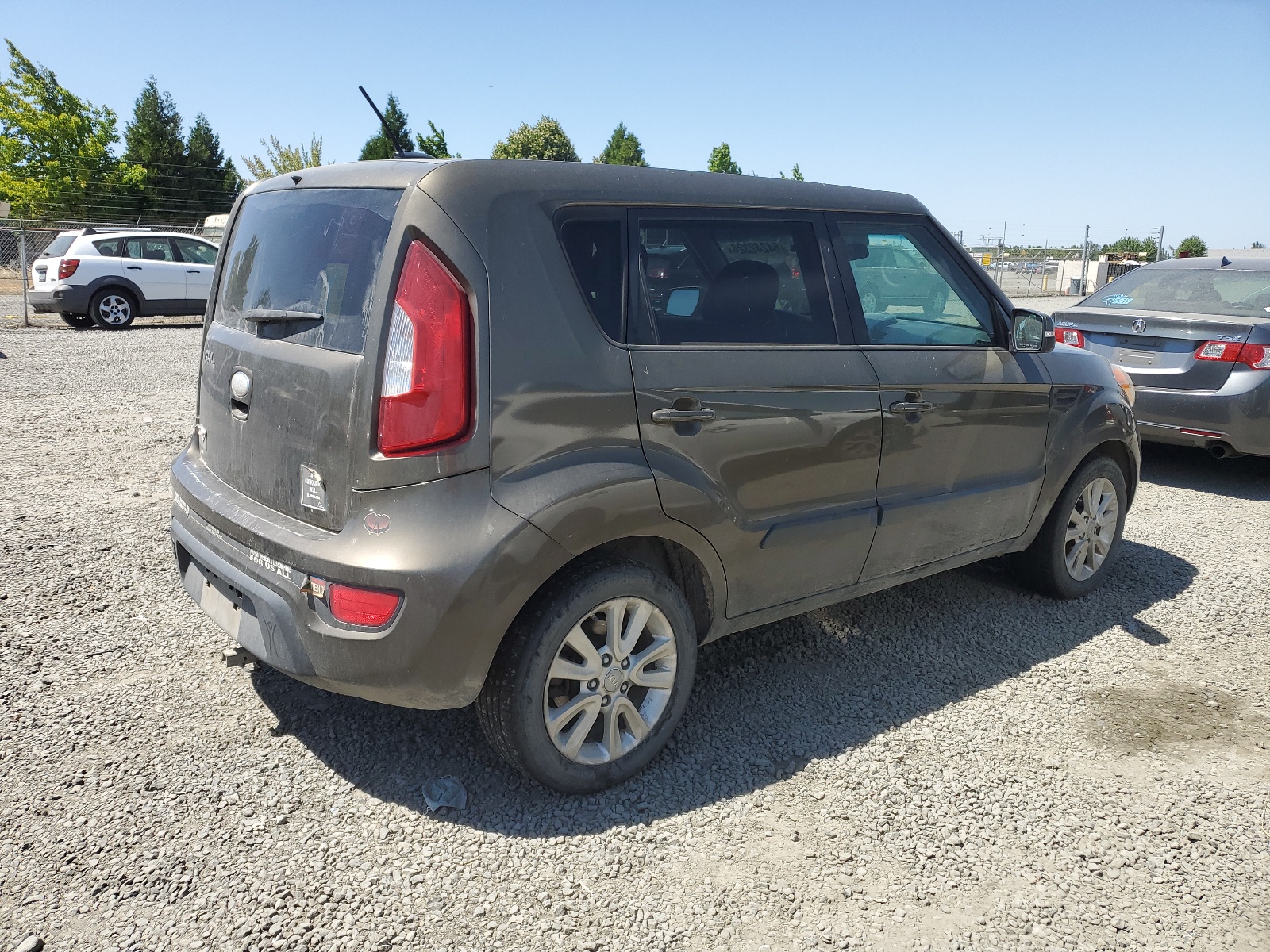 2013 Kia Soul + vin: KNDJT2A65D7531573