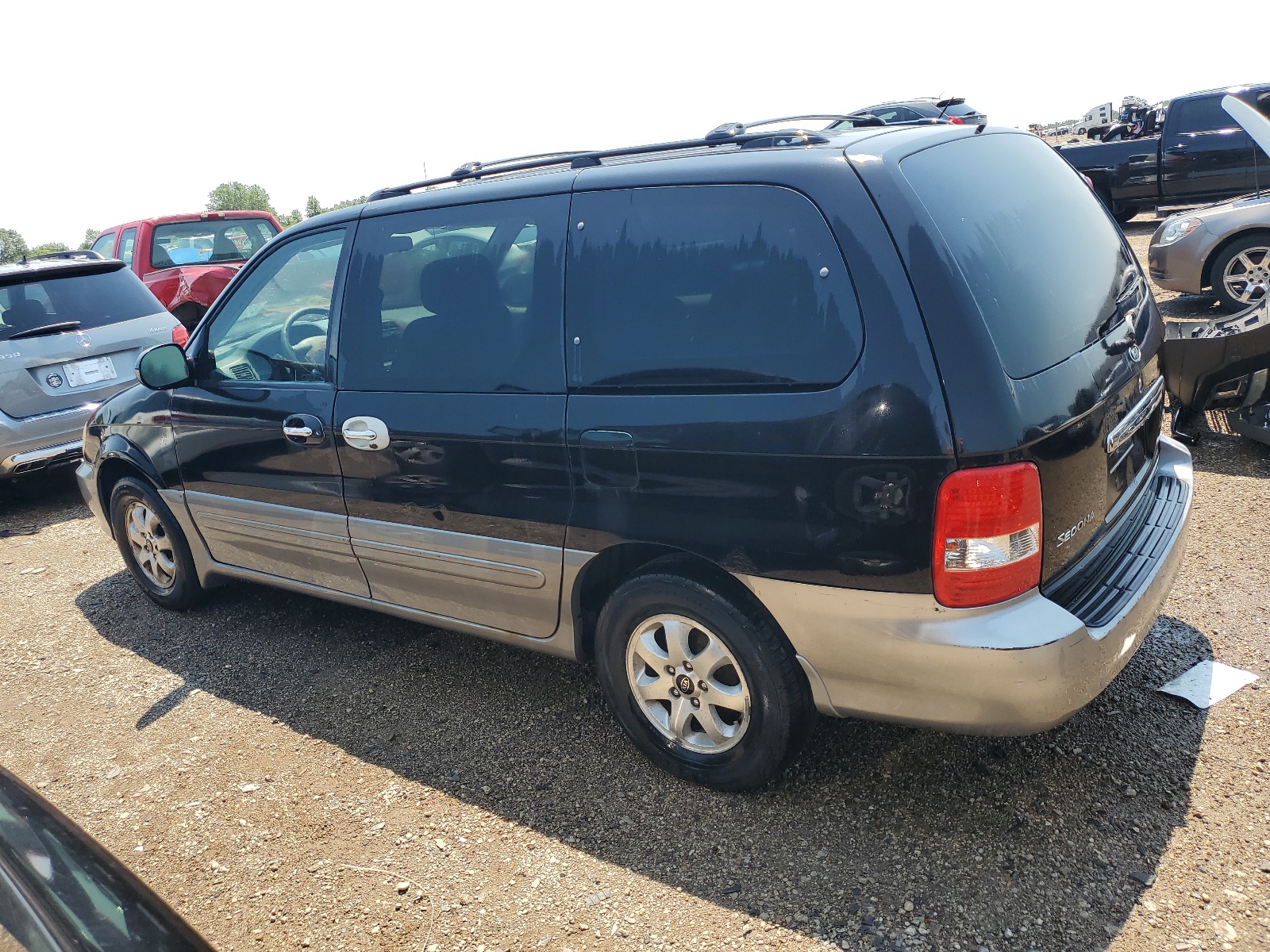 KNDUP131346546124 2004 Kia Sedona Ex