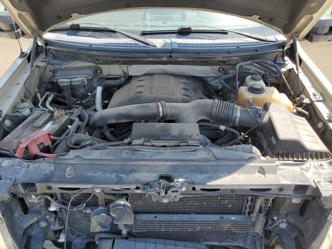2012 Ford F-150 - Image 12