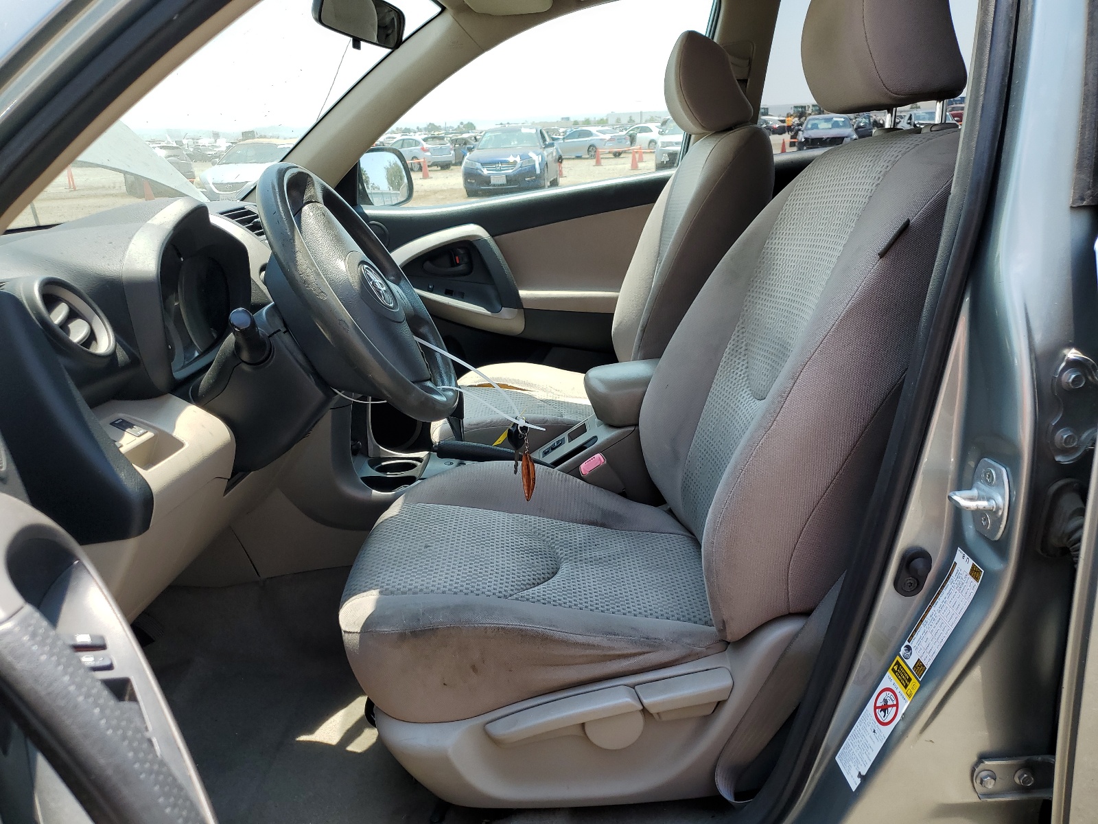 JTMZK33V375011498 2007 Toyota Rav4