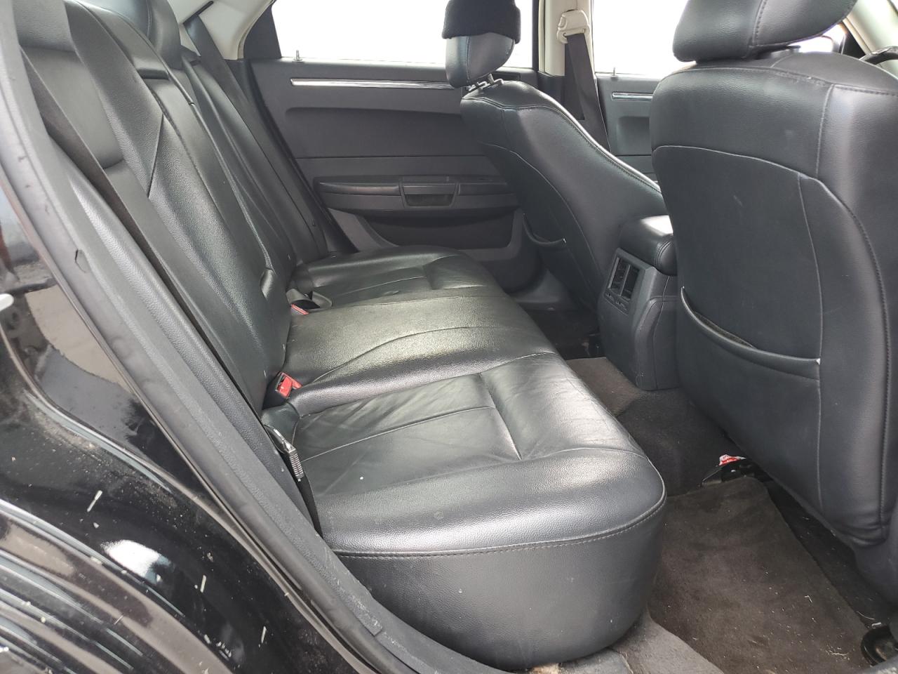 2010 Chrysler 300 Touring VIN: 2C3CA5CV7AH221238 Lot: 63821094