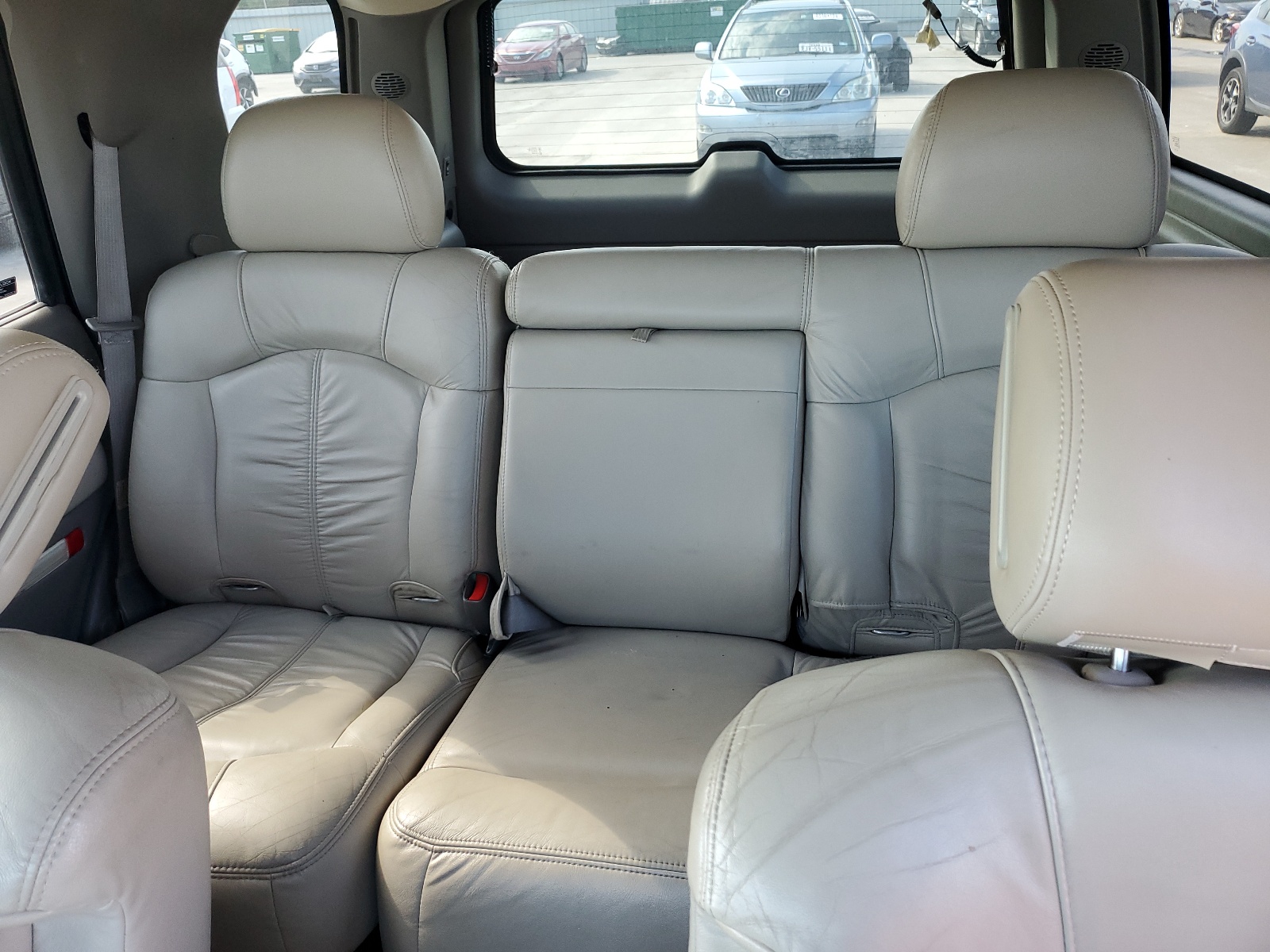 1GNEK13Z12R122551 2002 Chevrolet Tahoe K1500