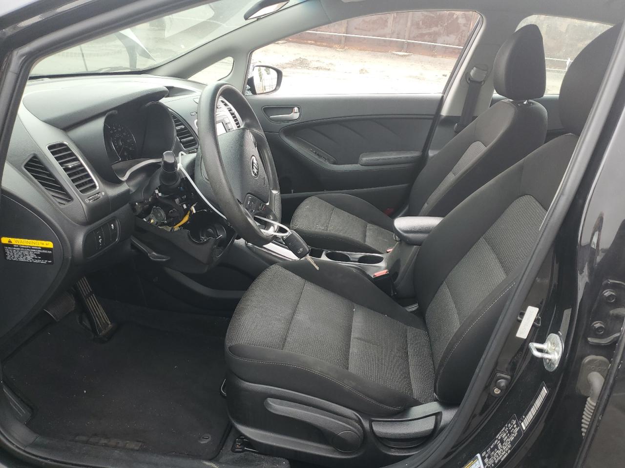 2017 Kia Forte Lx VIN: 3KPFK4A7XHE140762 Lot: 63140474