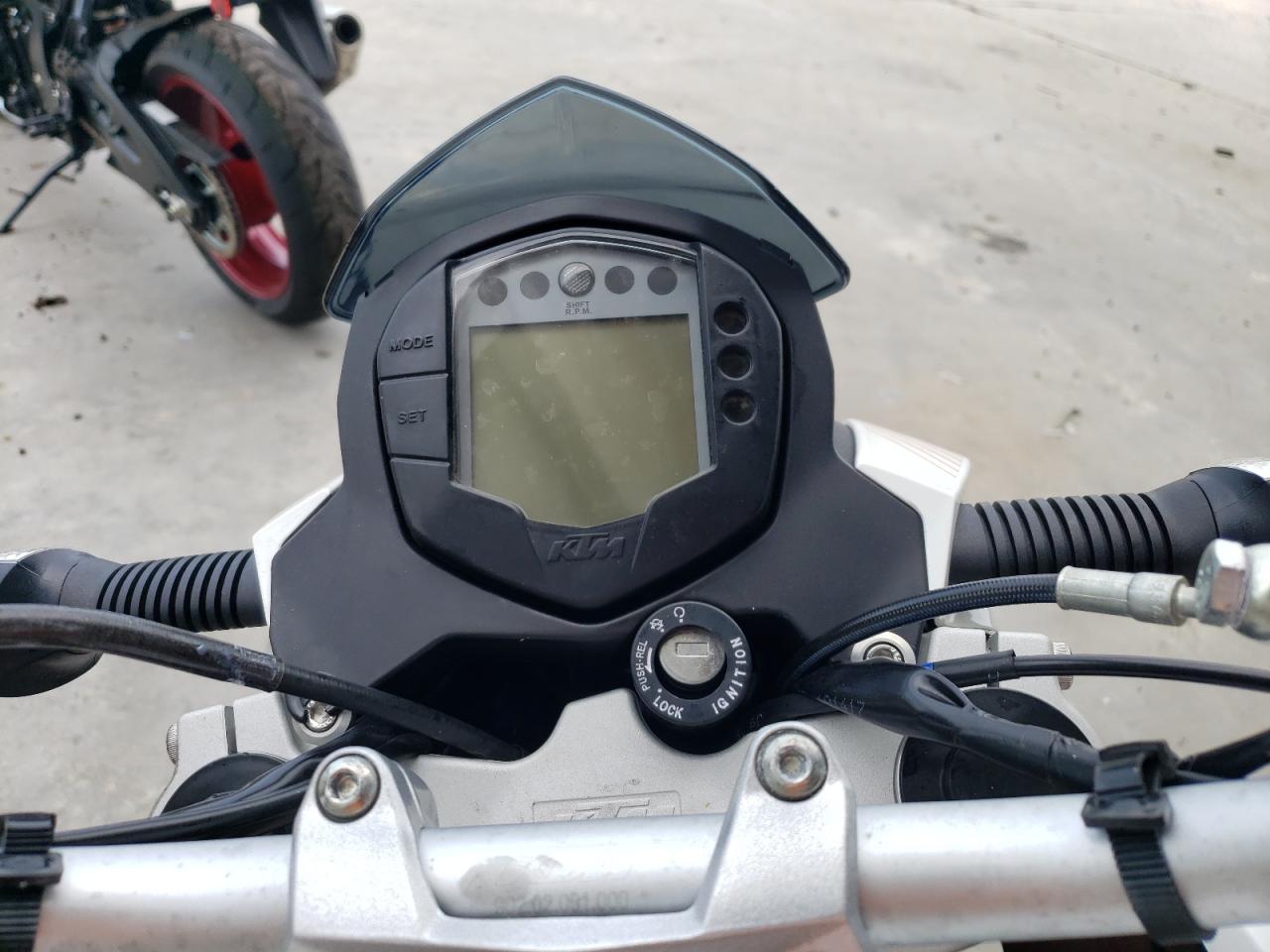 2015 Ktm Rc 390 VIN: MD2JGJ401FC255774 Lot: 64036024