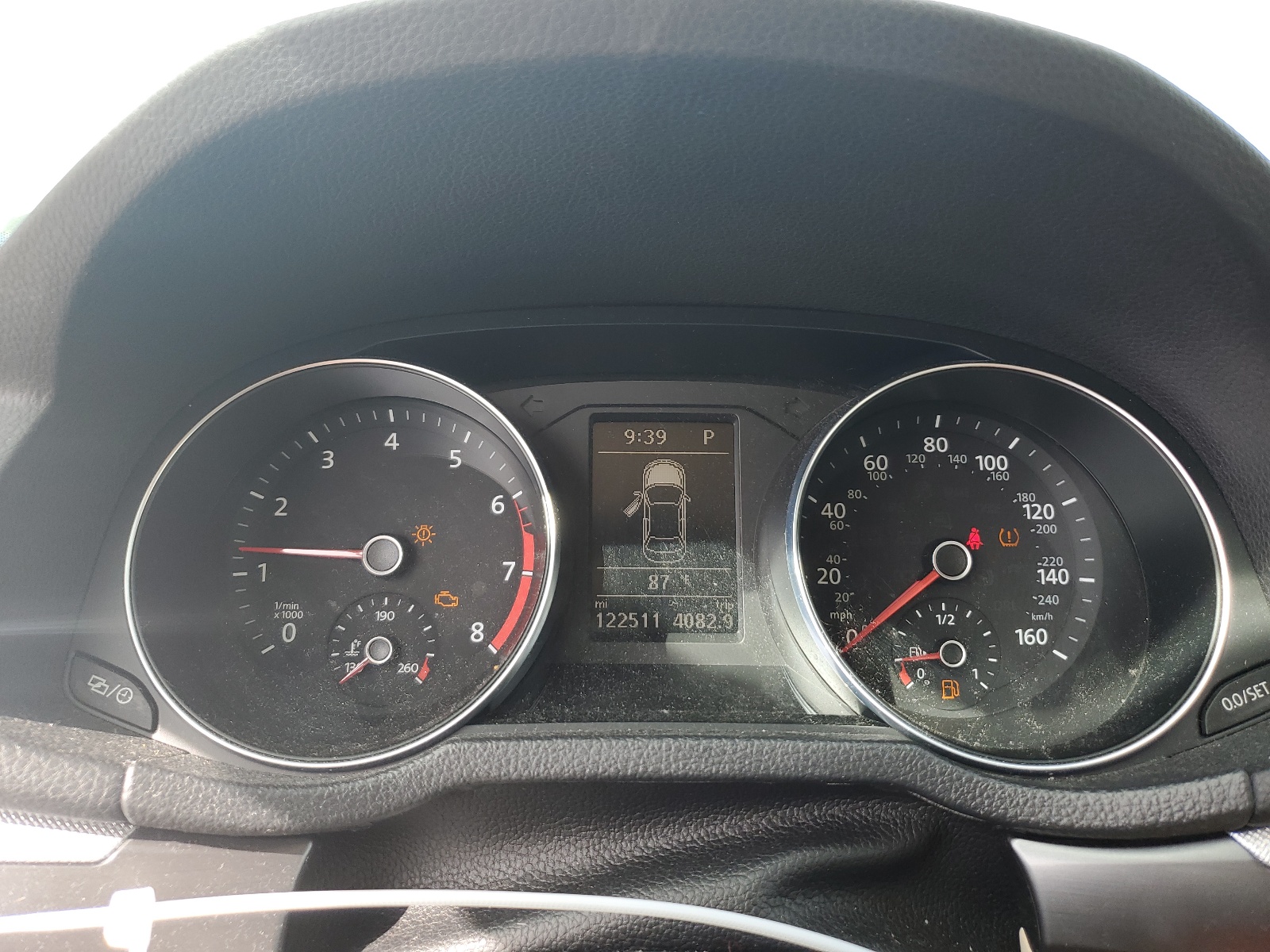 1VWDT7A32HC003287 2017 Volkswagen Passat R-Line