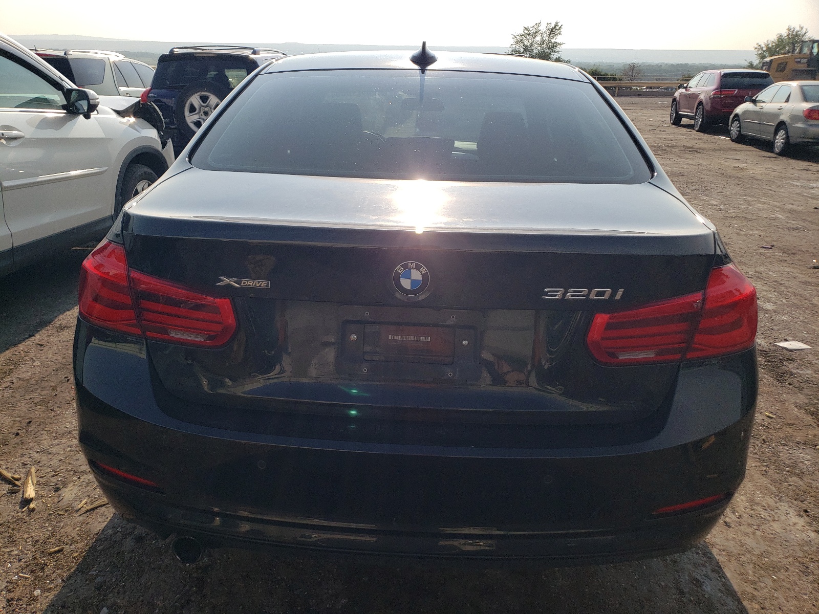 WBA8E5G38HNU44854 2017 BMW 320 Xi
