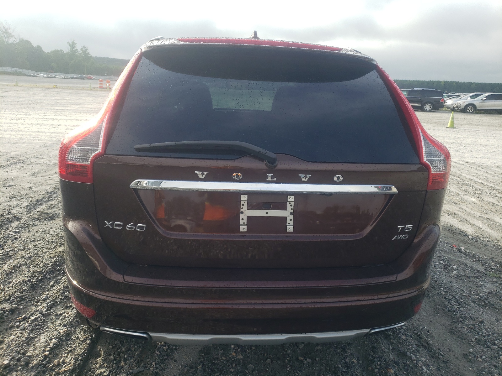 2016 Volvo Xc60 T5 Platinum vin: YV4612RM5G2839386