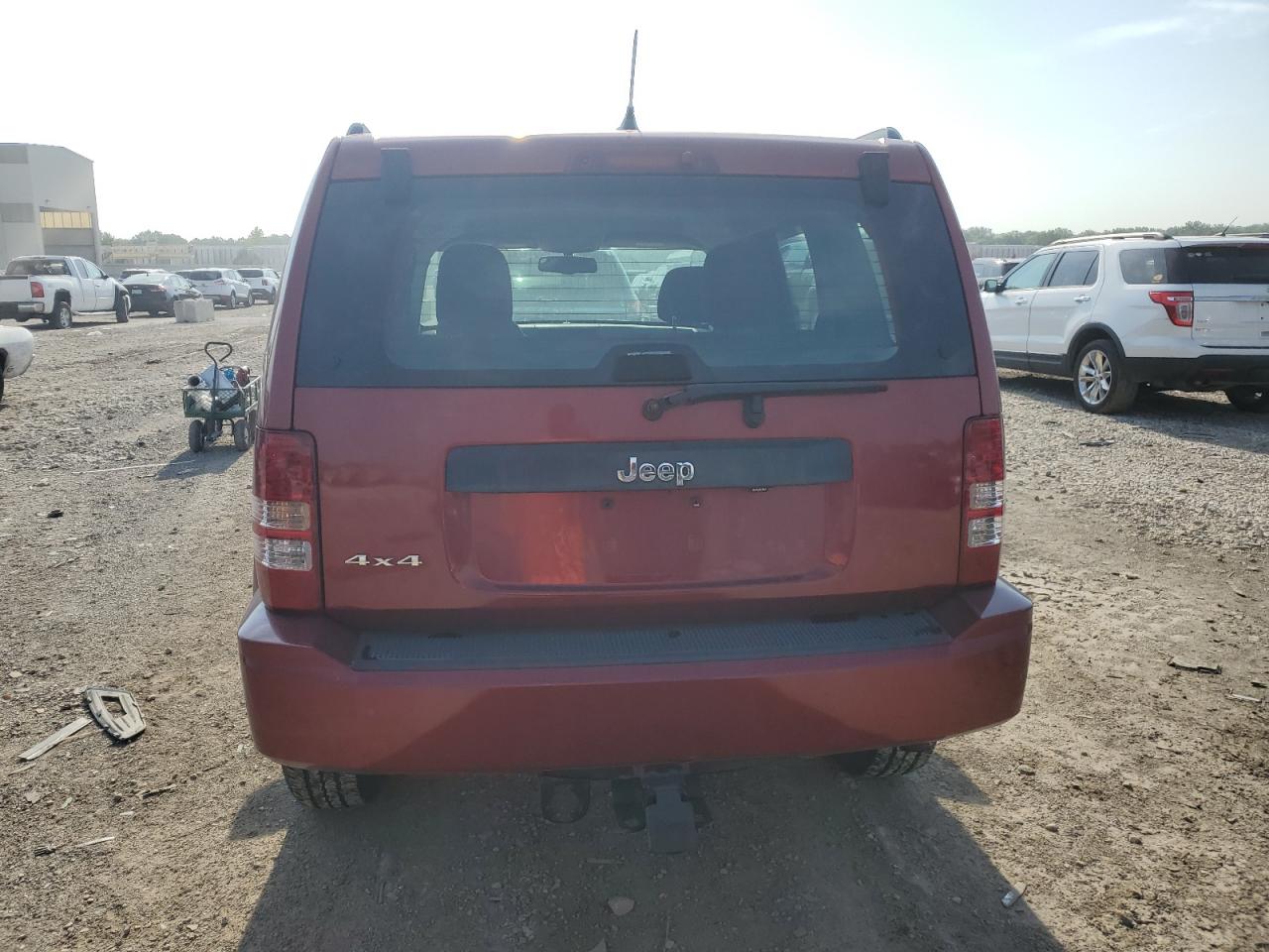 1C4PJMAK3CW157333 2012 Jeep Liberty Sport